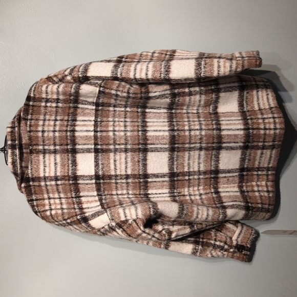 Bernie Bernardo size small coat - Picture 2 of 3